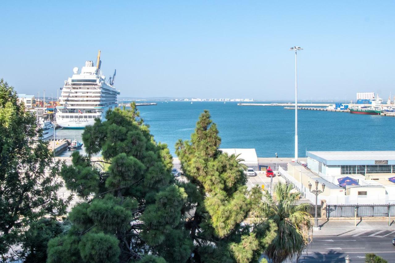 Apartamento Albatro'S Suite Cadiz Exterior photo
